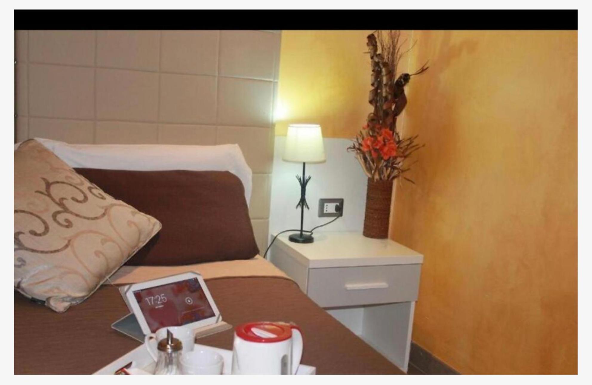 Sabrina Airport Bed & Breakfast Fiumicino Luaran gambar